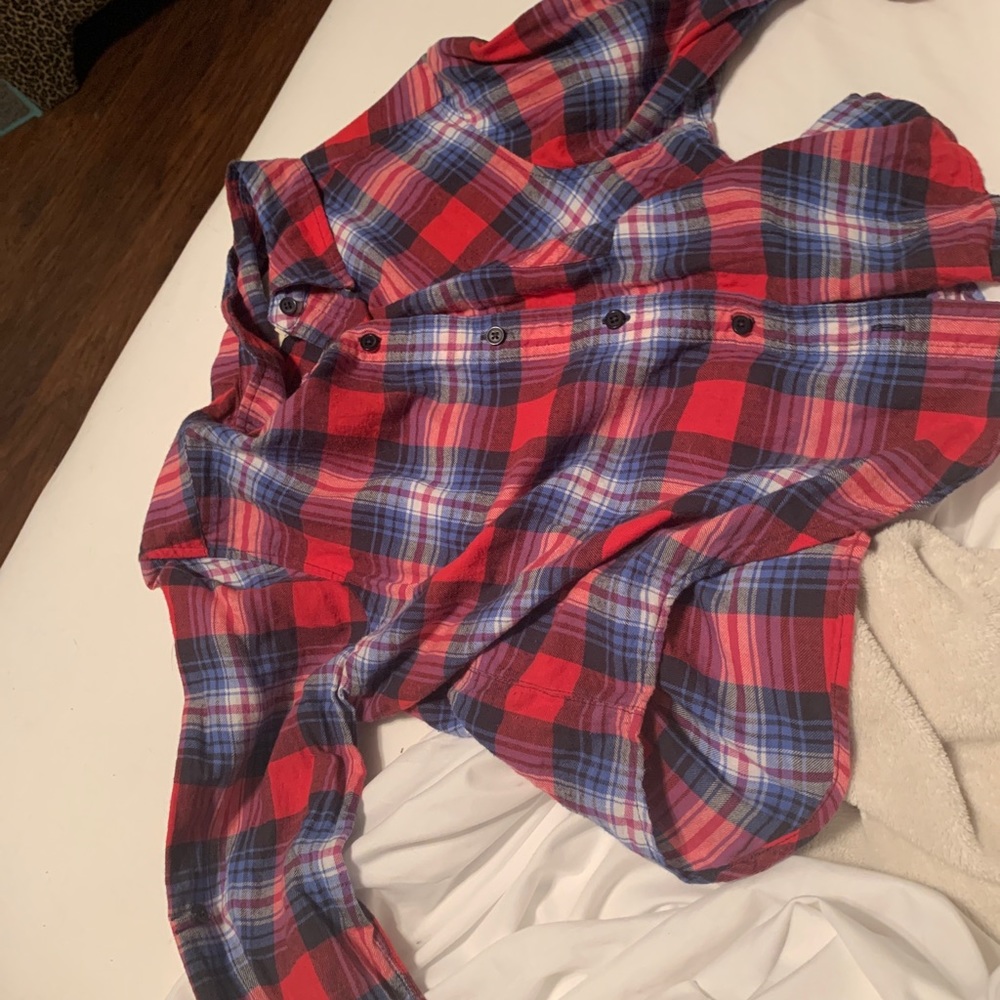 Forever21 blue & red cropped flannel